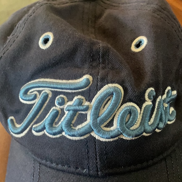 TITLEIST GOLF HAT - Picture 3 of 5